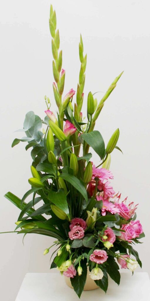 How to Make a Flower Arrangement: 15 Easy steps | Flowers & Sympathy